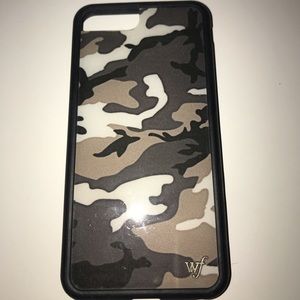 Camo wildflower case